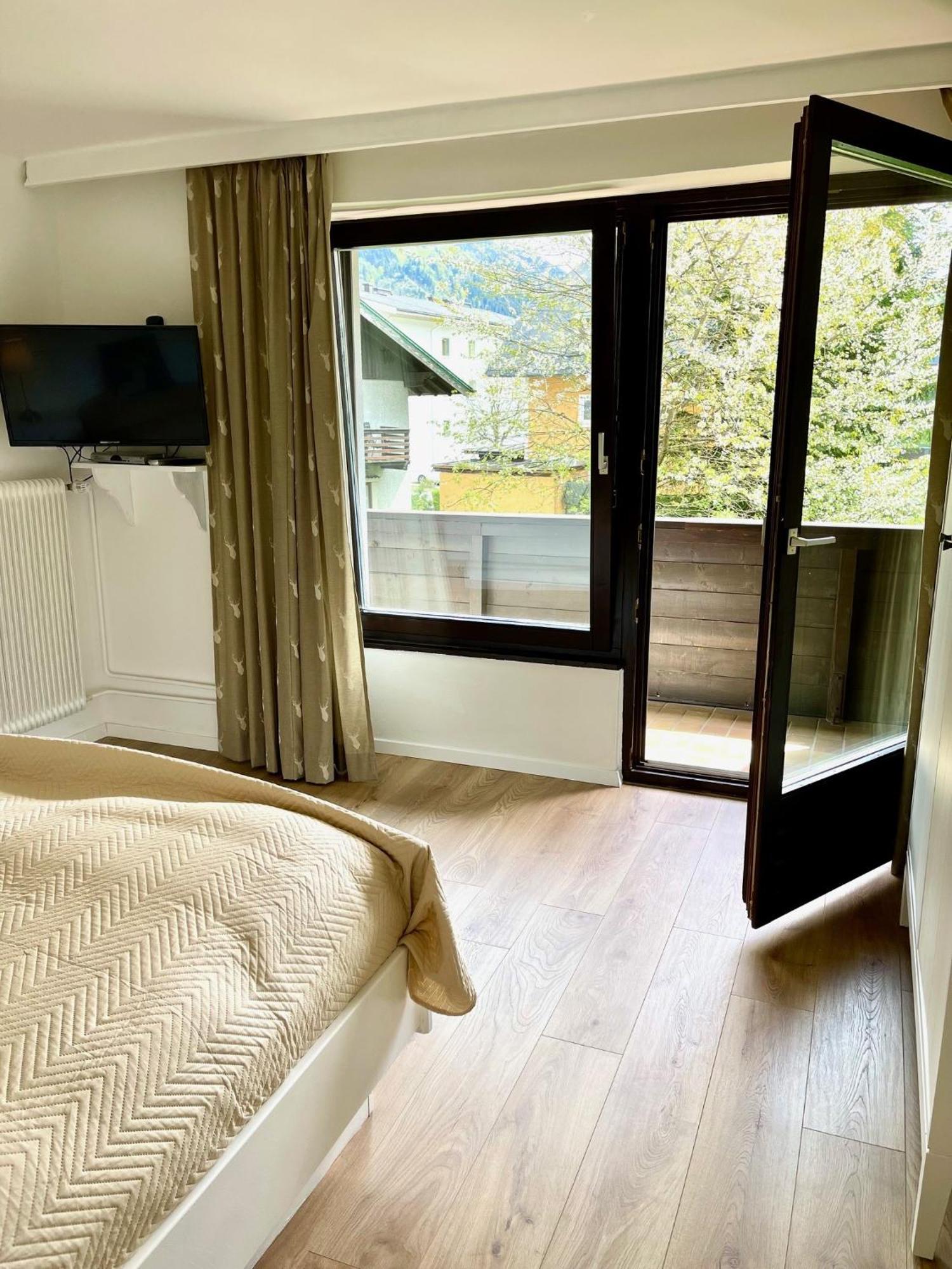Gastuna Suites バート・ホーフガシュタイン エクステリア 写真
